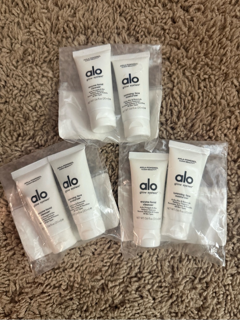 Alo Glow System Mini Skincare Tubes - White